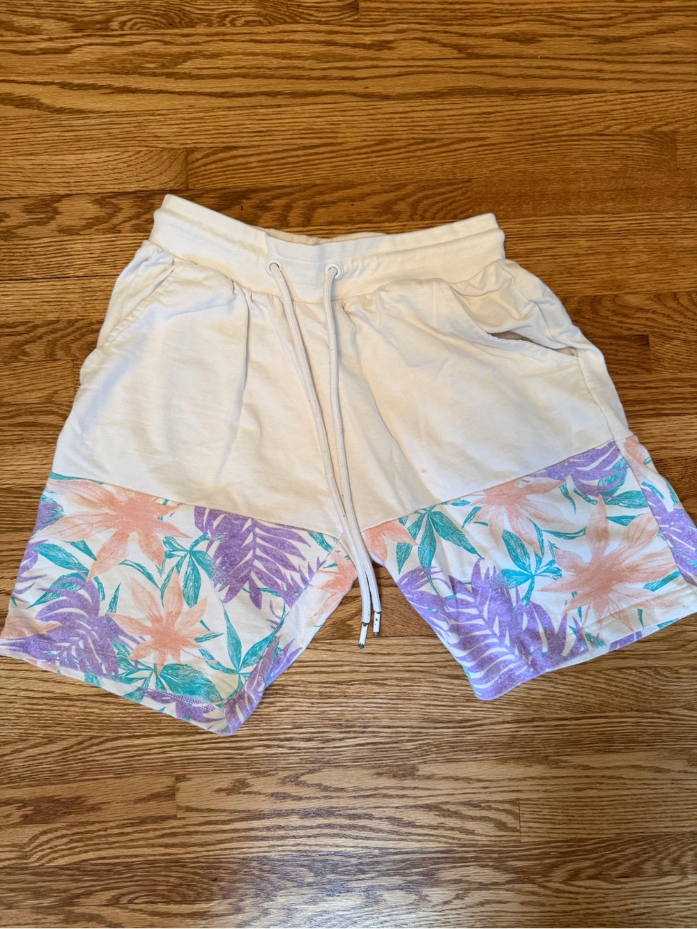 CSG Men’s Swim Trunks Small White Tropical Floral Board Shorts S